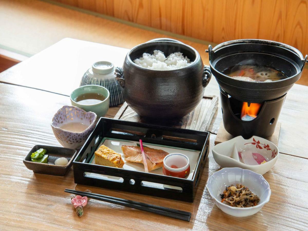 Hotel 祭畤温泉かみくら Ichinoseki Exterior foto